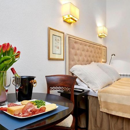 Little Roos Apartment Пула Екстериор снимка